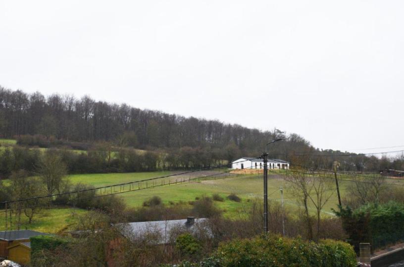 Les Cinq Francais Villa Nismes Buitenkant foto